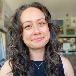 Meet your Posher, Alexis